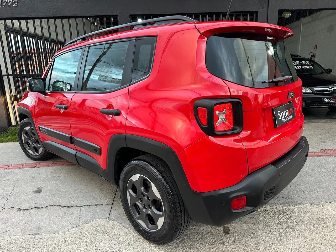 Jeep Renegade 1.8 Aut. Única dona - Foto 2