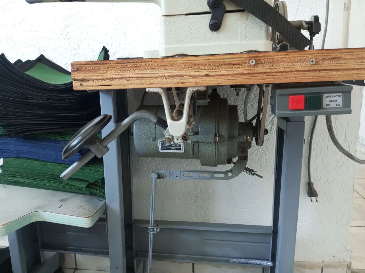 Máquina fechadeira transporte triplo caixa grande  - Foto 5