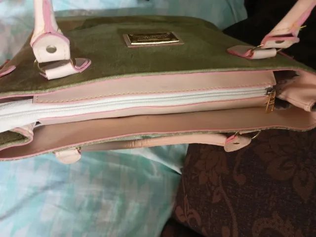 bolsa feminina semi nova otima qualidade - Foto 2