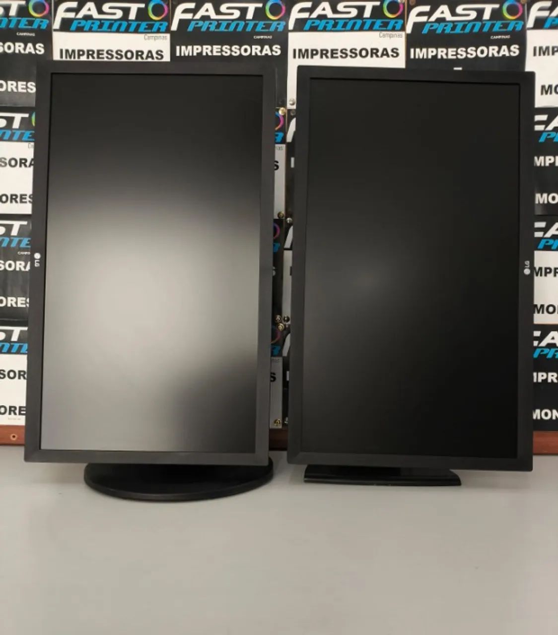 Monitor LG 22" vira na vertical e horizontal e regulagem de altura - Foto 2