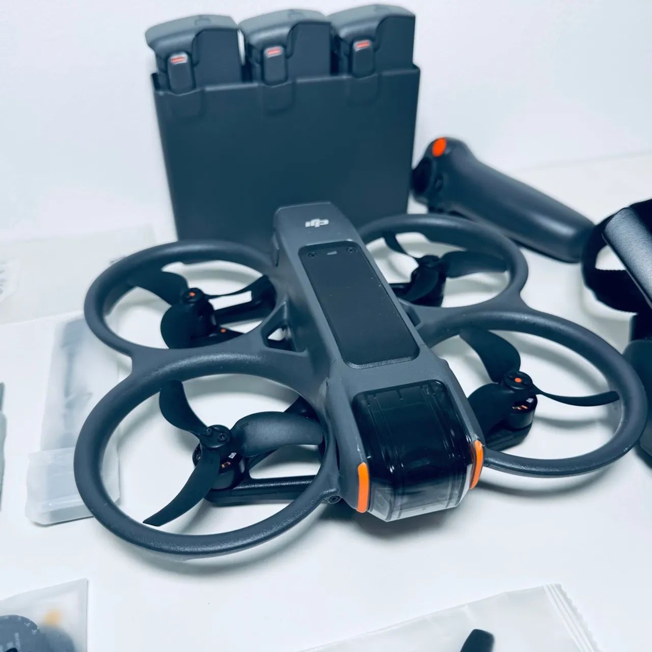 DJI VATA 2 + 4 bateria + Goggles 3 + RC Motion 3 - NOVISSIMO