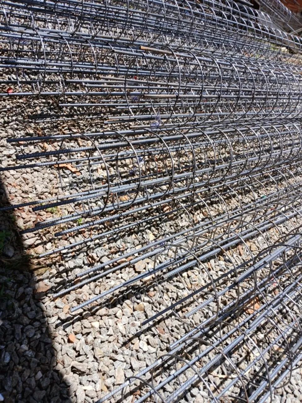 Estaca de ferro com 25 cm diâmetro com 5 ferro 8.0 mm, 2mts  - Foto 4
