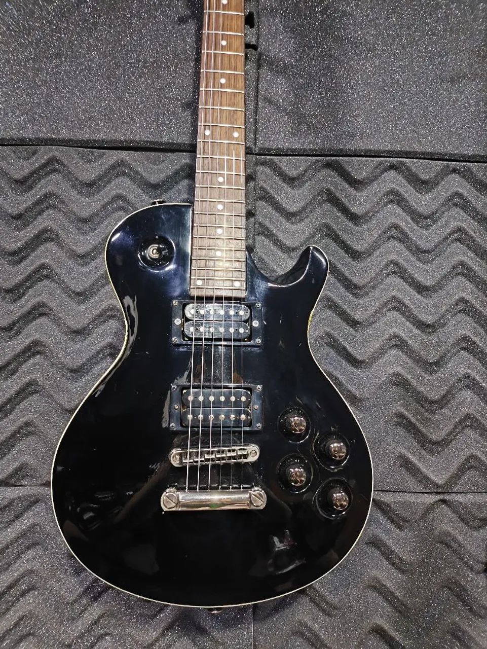 Guitarra Charvel San Dimas 3  - Foto 4