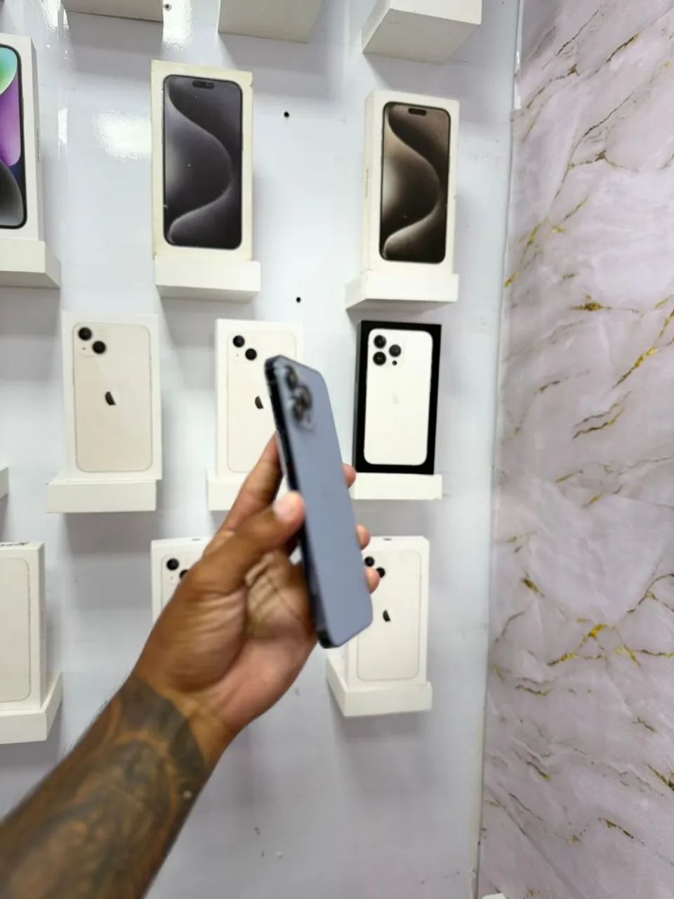 IPHONE 13 PRO MAX 256GB AZUL<br>R$ 3.550,00 - Foto 2