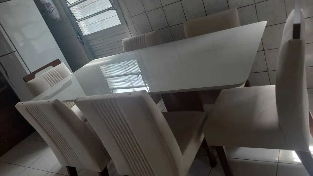 Mesa com 6 cadeiras  - Foto 3