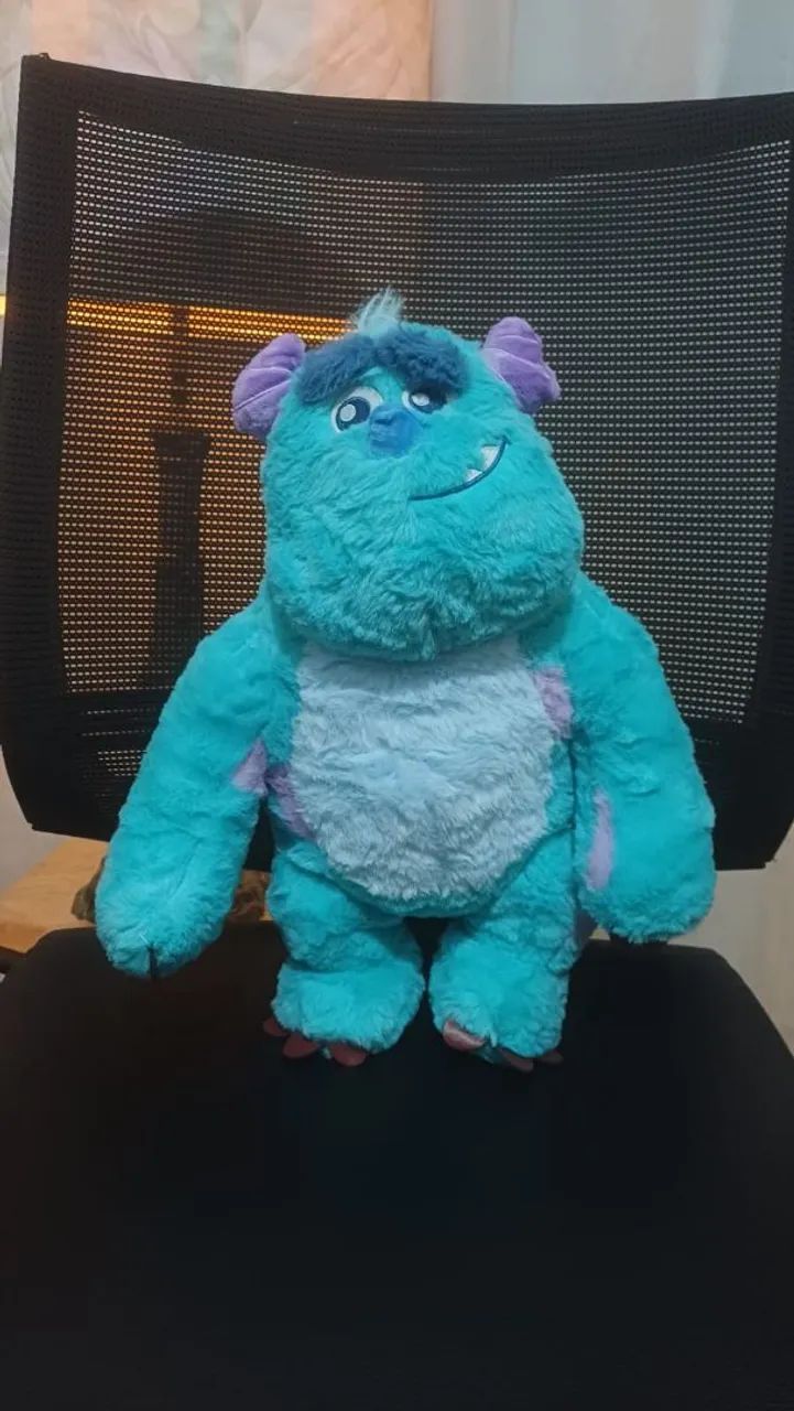 Sullivan pelúcia média 40cm monstros S.A.