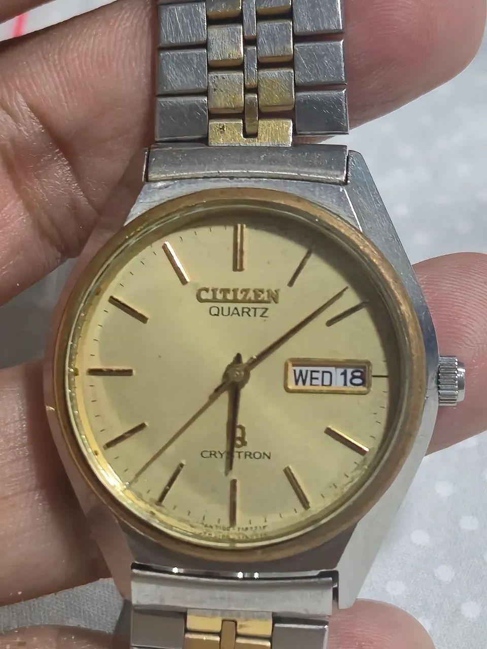Relógio CITIZEN À QUARTZ    -  DÉCADA DE 80