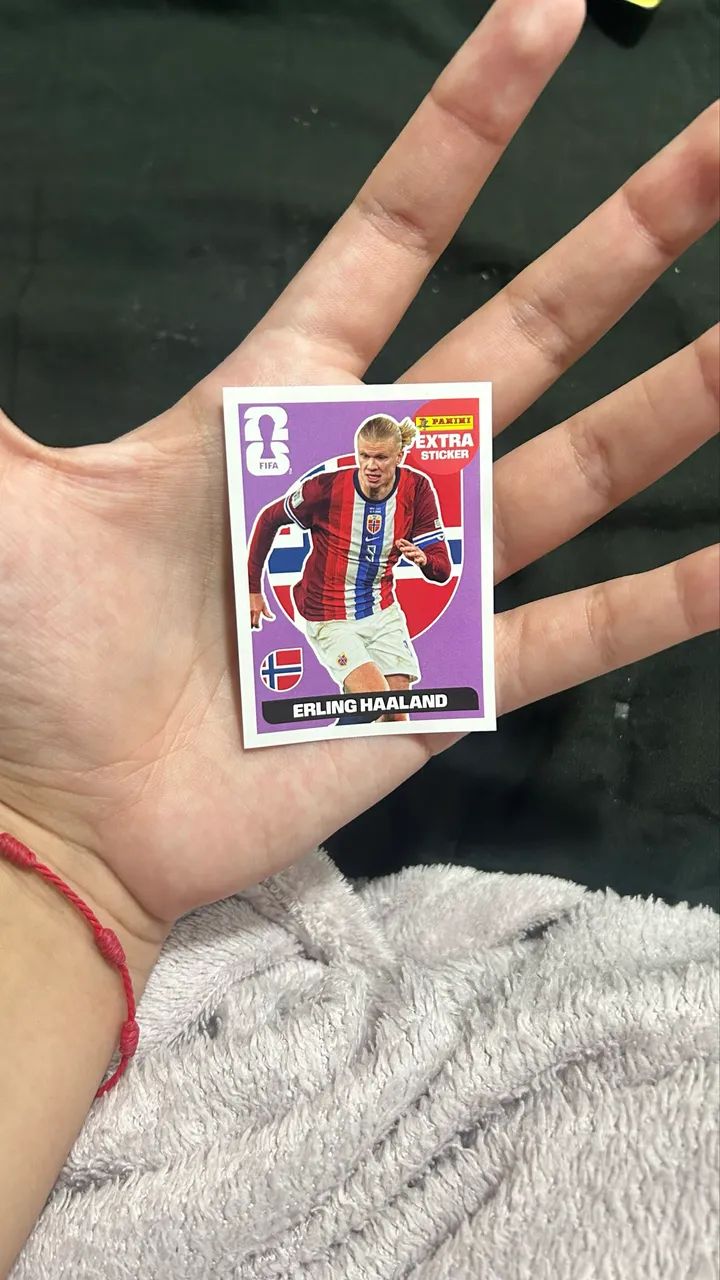 Figurinha Legend Extra Sticker Roxa Haaland ? Copa 2026 Panini