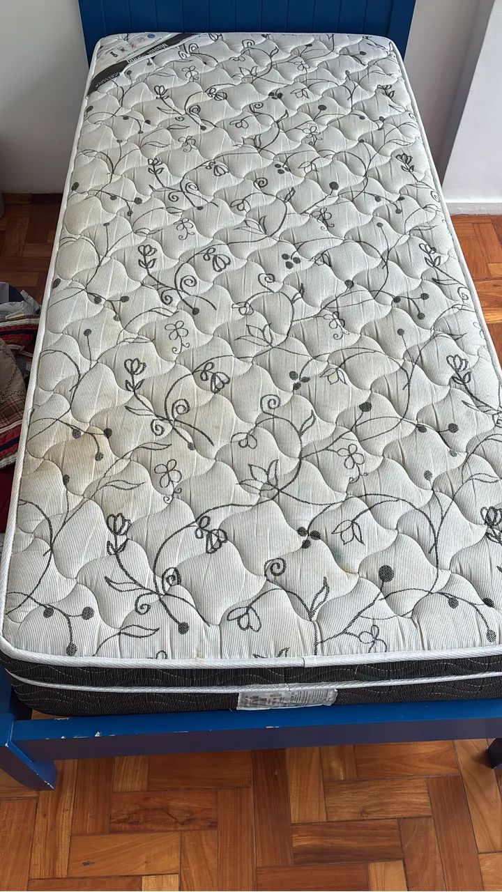 Colchão ortobom de solteiro. Top de linha