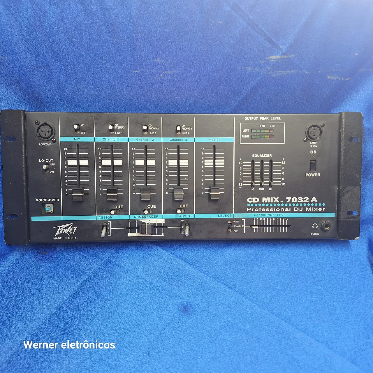 Amplificador Unic Zx 200 - Instrumentos musicais - Zona Industrial