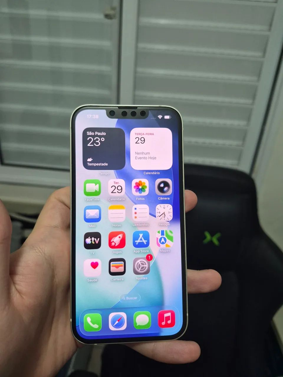 IPhone 13 | Perfeito estado | capinhas, caixa e carregador