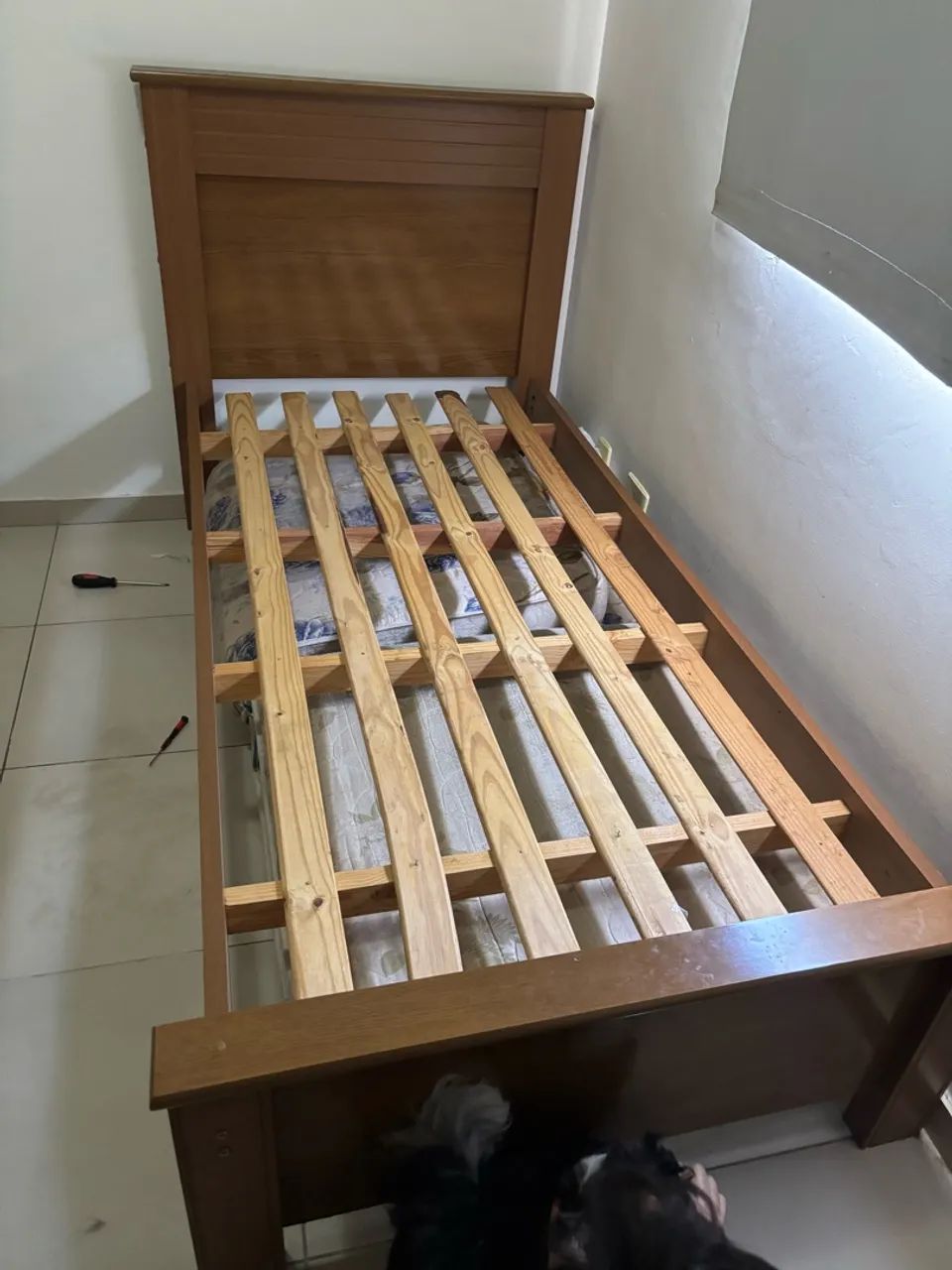 Cama de solteiro + 3 colchões  - Foto 3