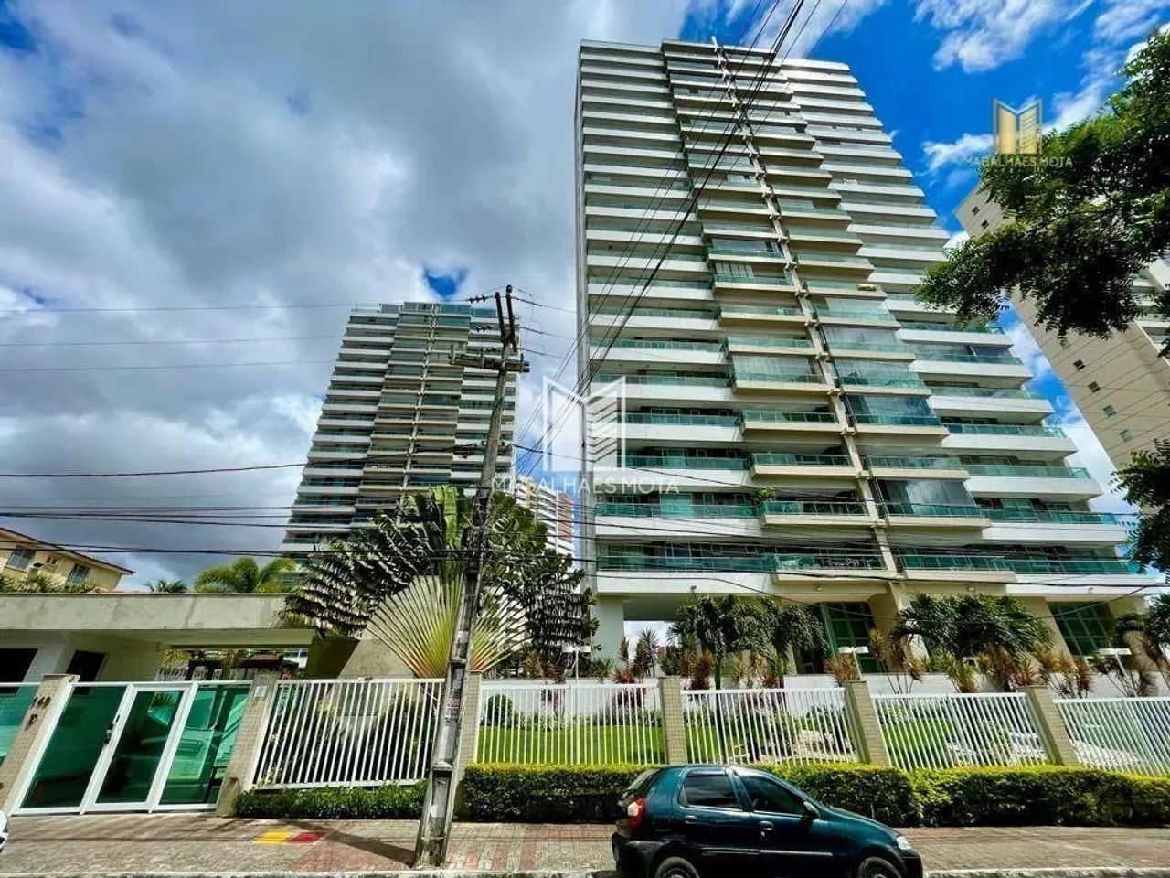 Apartamento com 3 dormitórios à venda, 161 m² por R$ 1.680.000,00 - Guararapes - Fortaleza