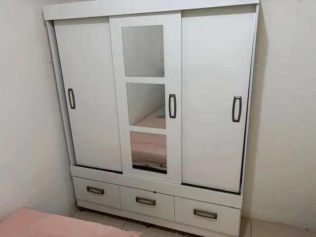 GUARDA-ROUPA DE MDP