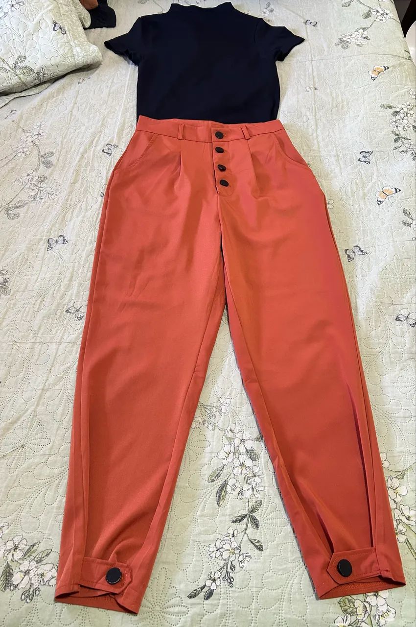 Calça Cenoura P 