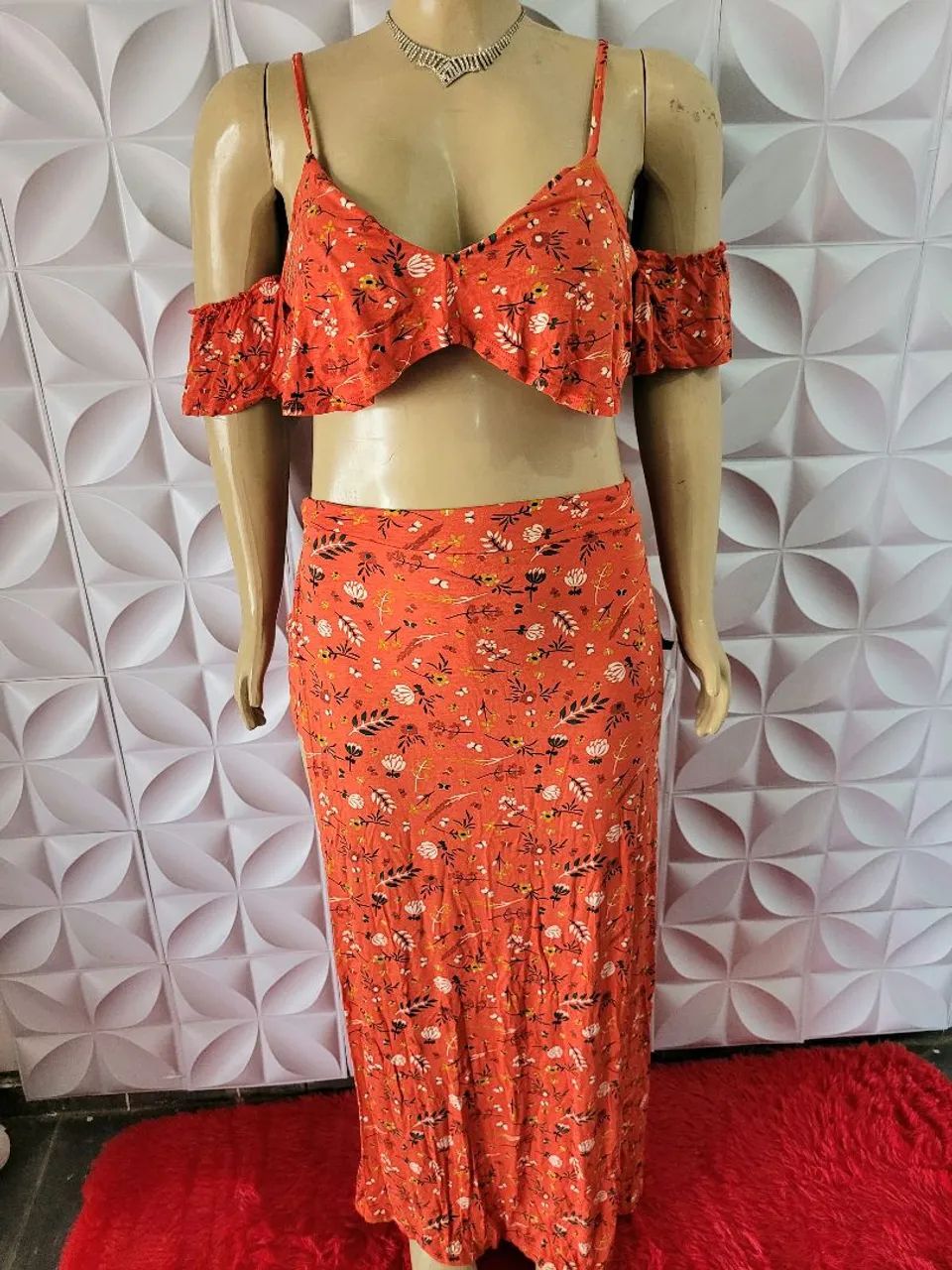 conjunto cropped + short com saia longa tamanho G/GG - Foto 2