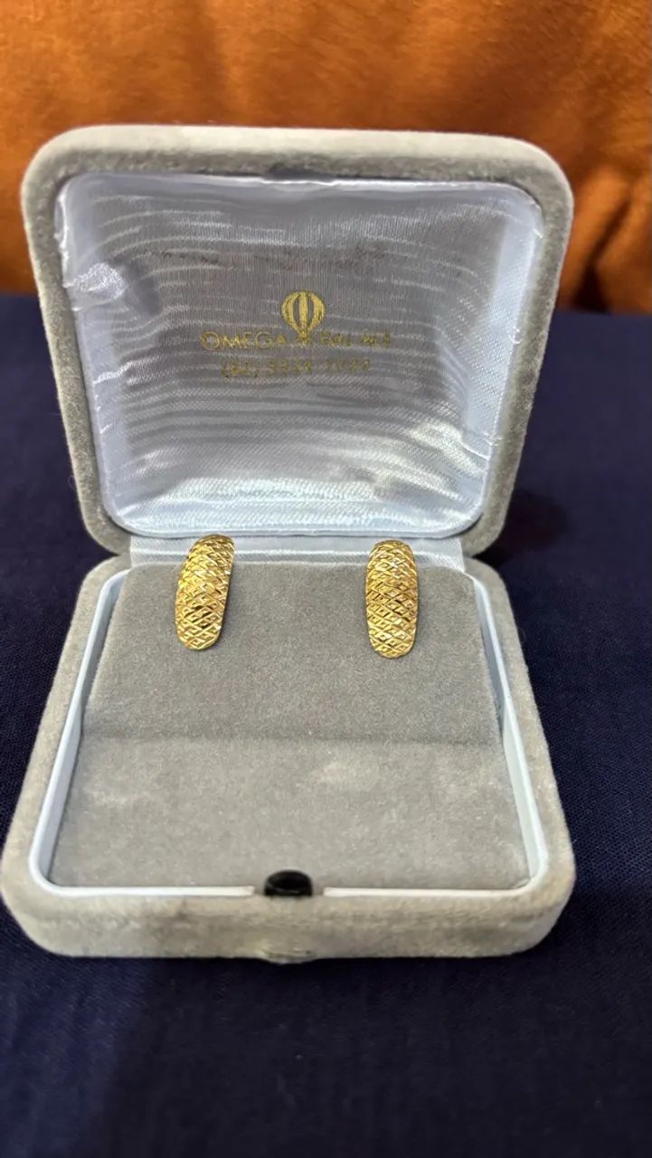 Brinco de ouro 18k à venda  - Foto 4