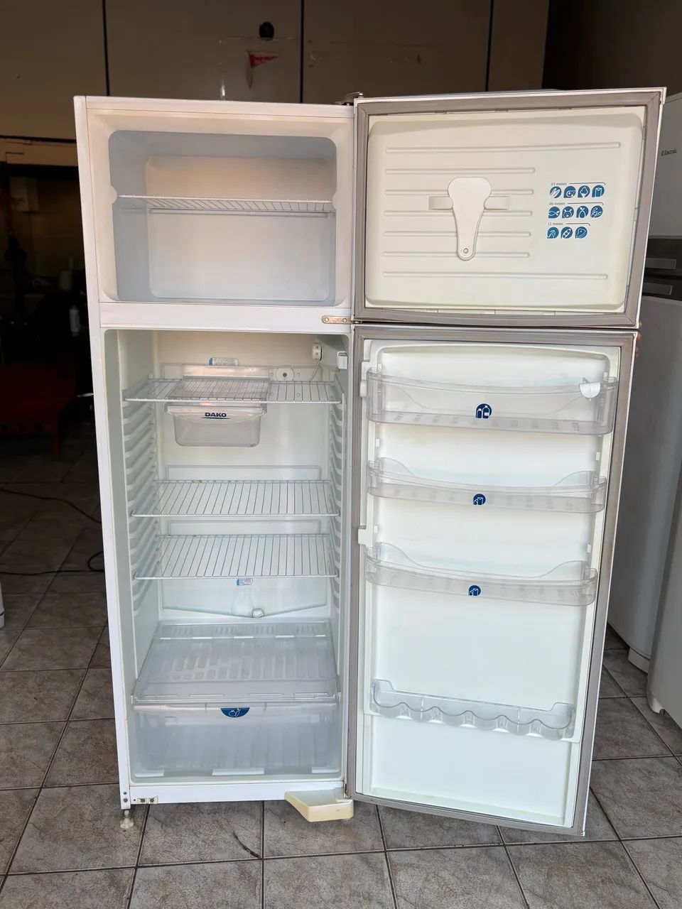 GELADEIRA DUPLEX FUNCIONANDO PERFEITAMENTE!!! - Foto 4