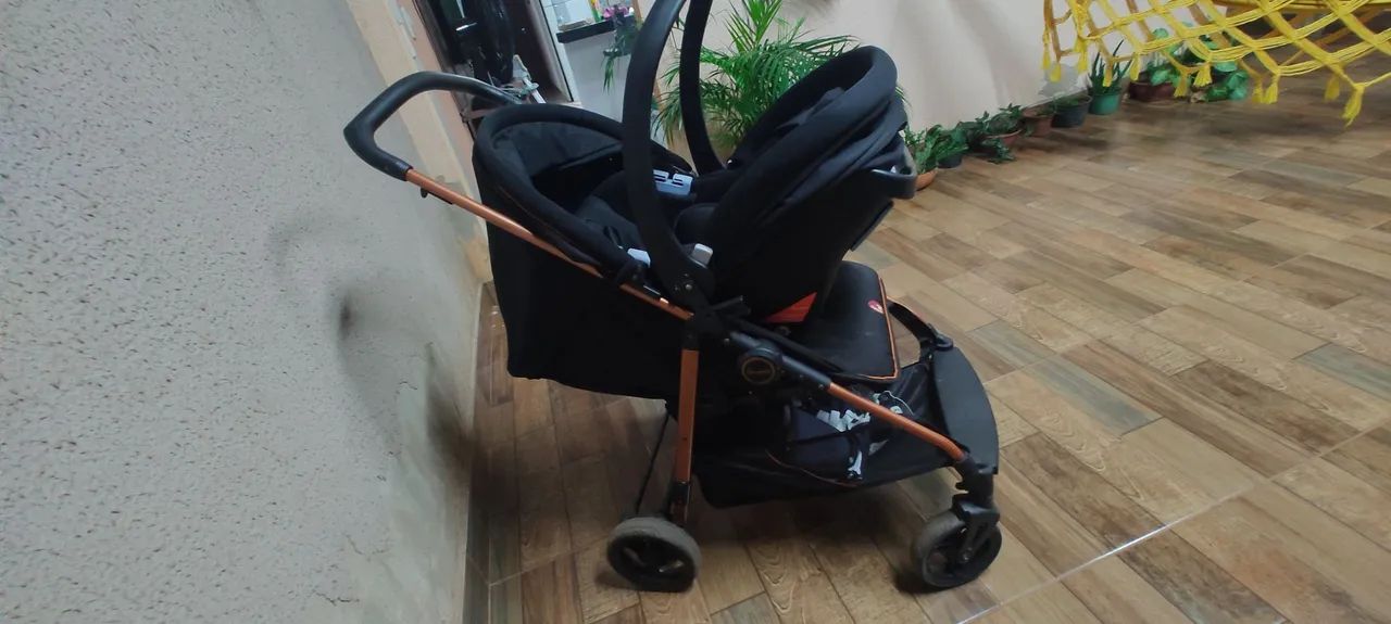 Carrinho de bebê Burigotto + bebe conforto - Foto 5