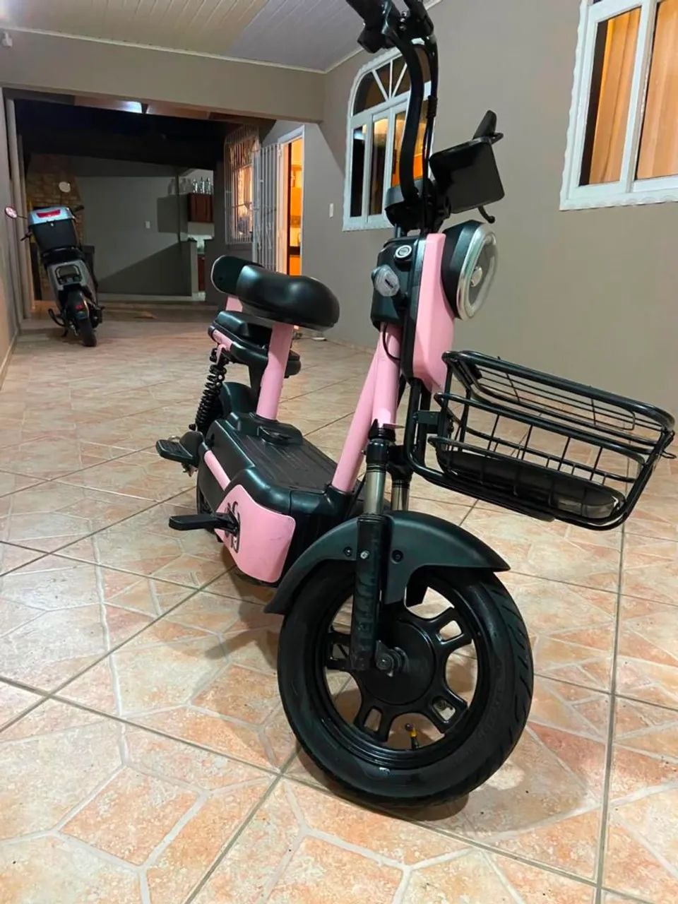Scooter nova rosa 