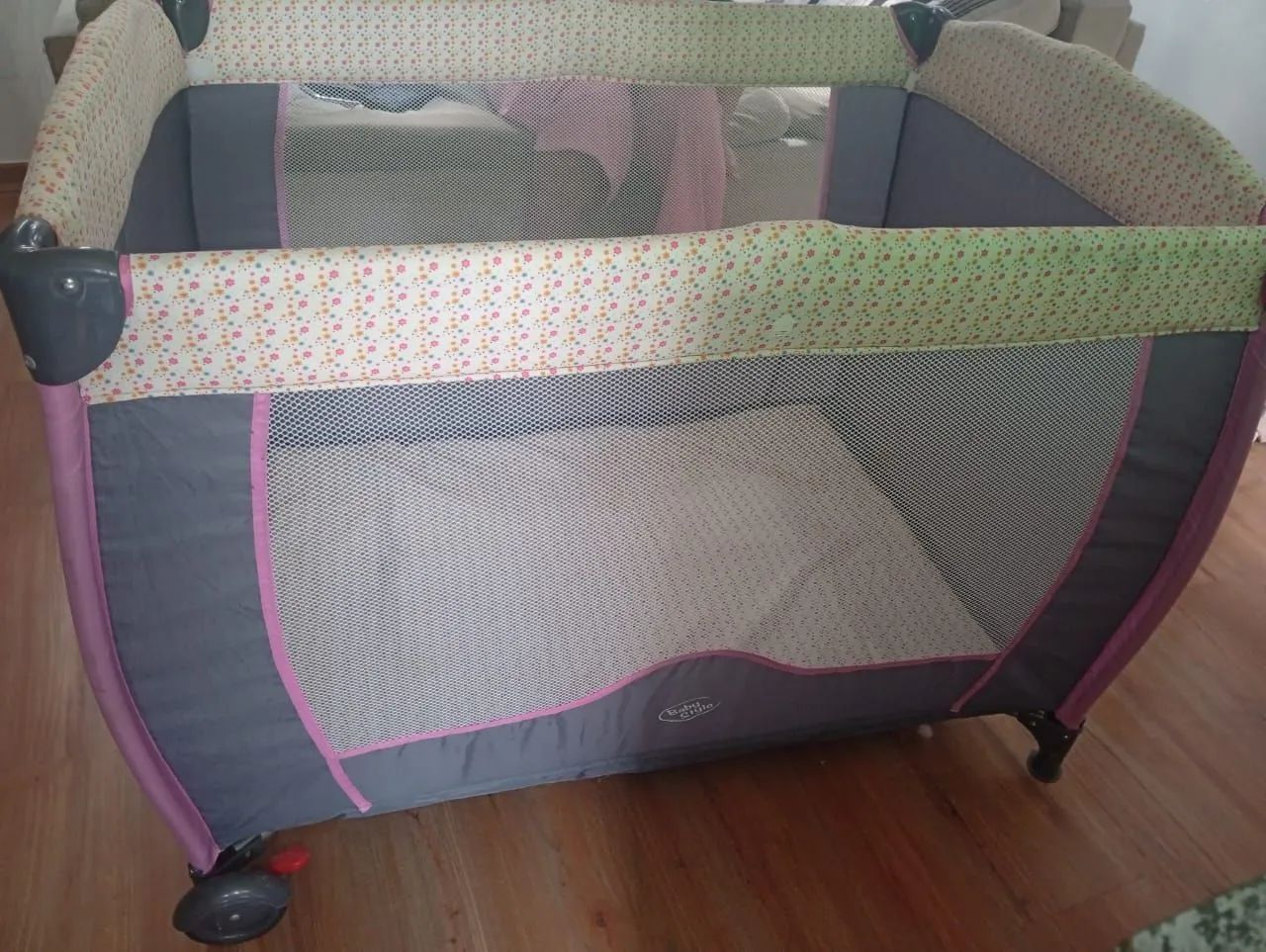 Vendo cercadinho de bebê  - Foto 2