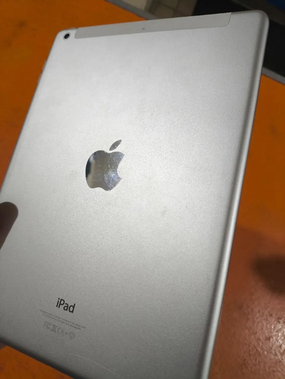 Ipad Air Primeira Geração - Cor Prata - 16GB - Foto 4