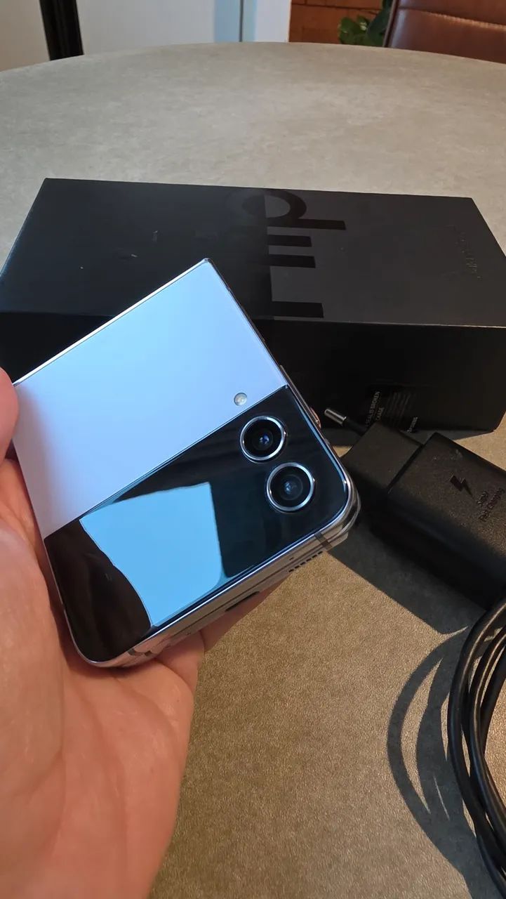 ZFLIP 4 SAMSUNG  - Foto 2