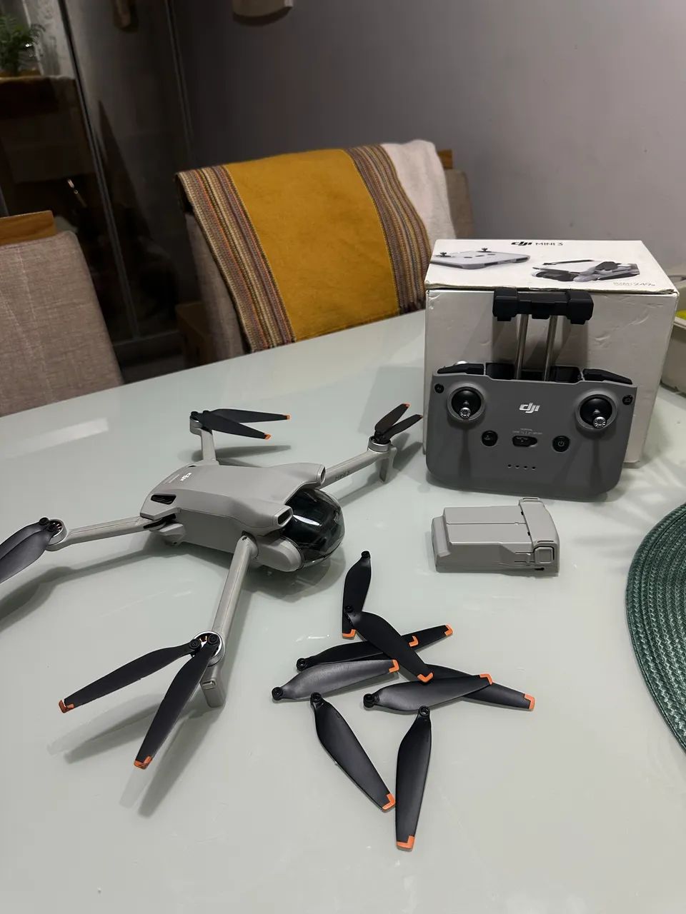 DJI MINI 3 + Bateria e hélices extras | ACEITO TROCA 