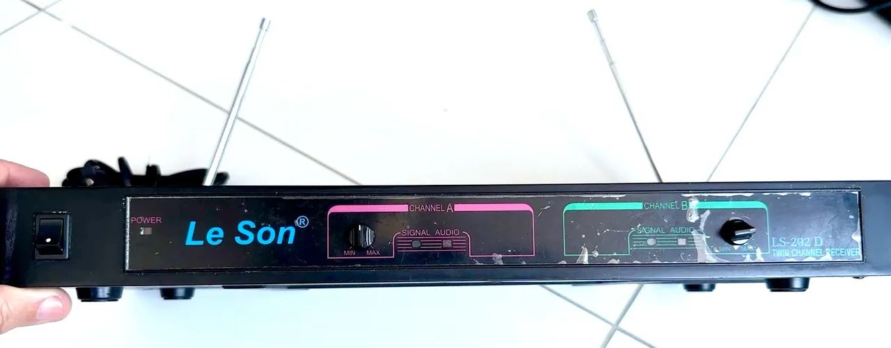 Dois microfones Le Son SEM fio UHF - Foto 3