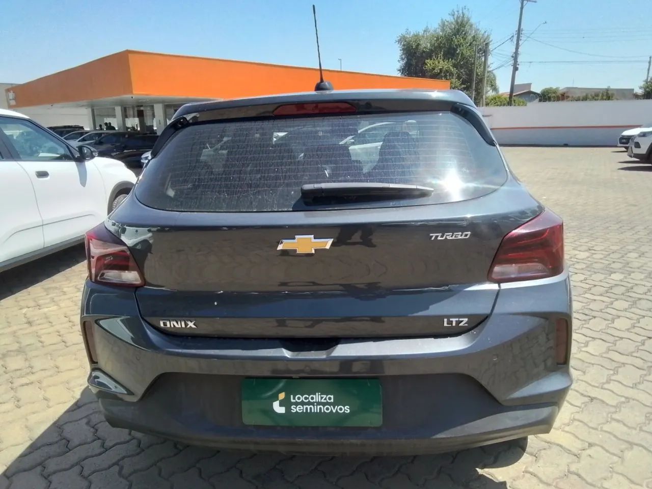 Chevrolet Onix Hatch LTZ 1.0 12V TB Flex Aut. 5P, foto 5 de 10