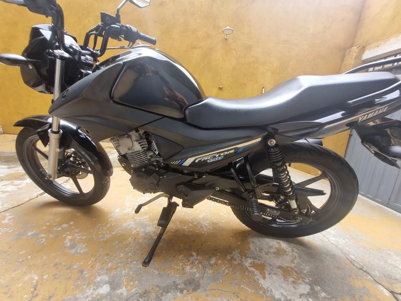 Yamaha Factor 150 , 2023 preta 