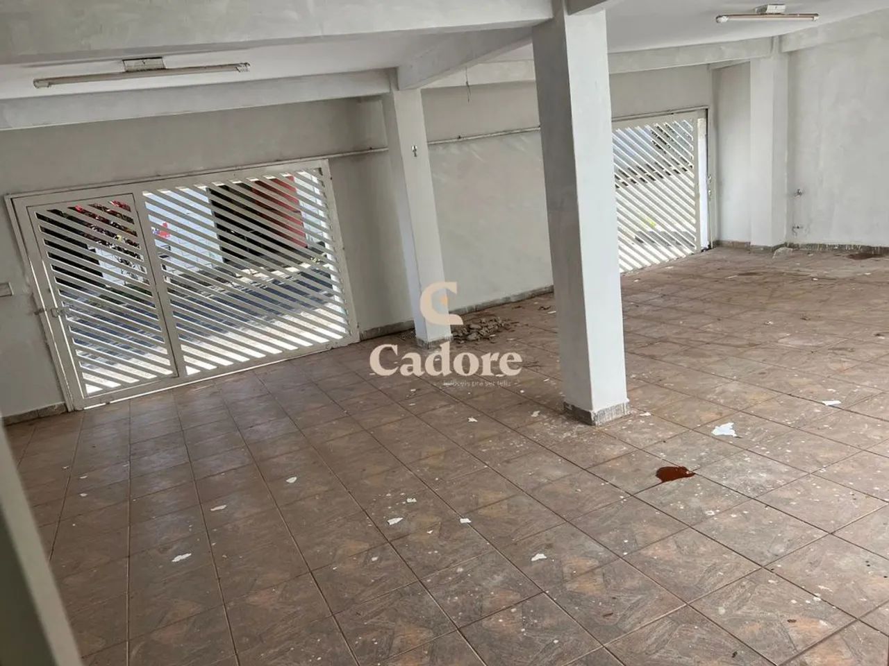 Excelente Casa com Terraço e Quintal no Santa Luzia
