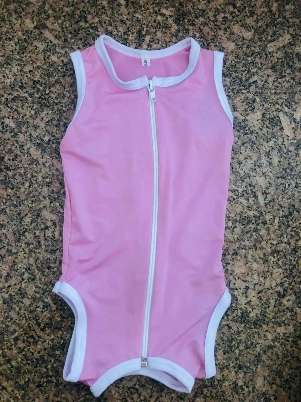 Roupa protetora pós-cirúrgica para cão e gato - fêmea, tamanho 5. (Valor unitário) - Foto 4