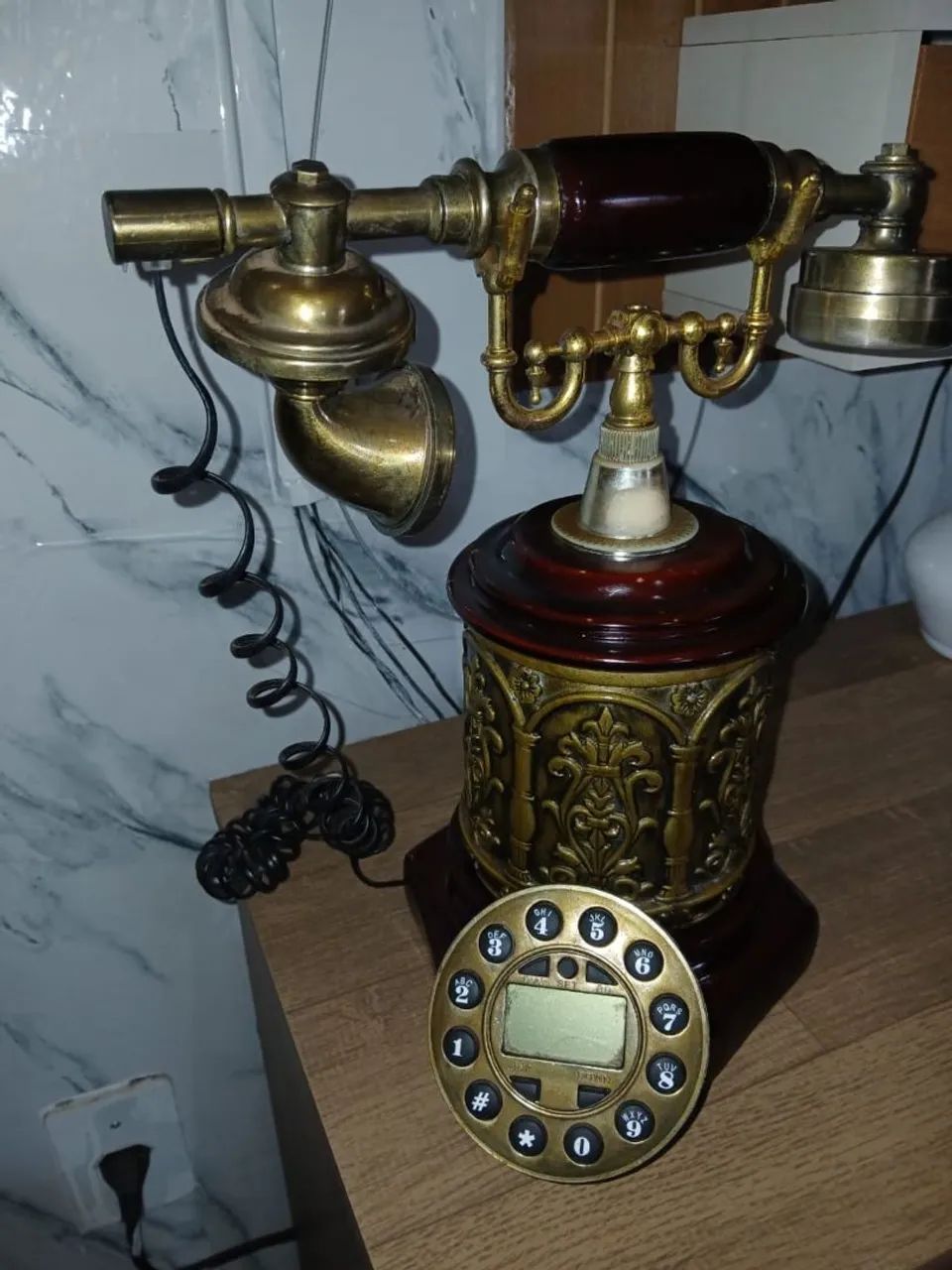 Telefone antigo 