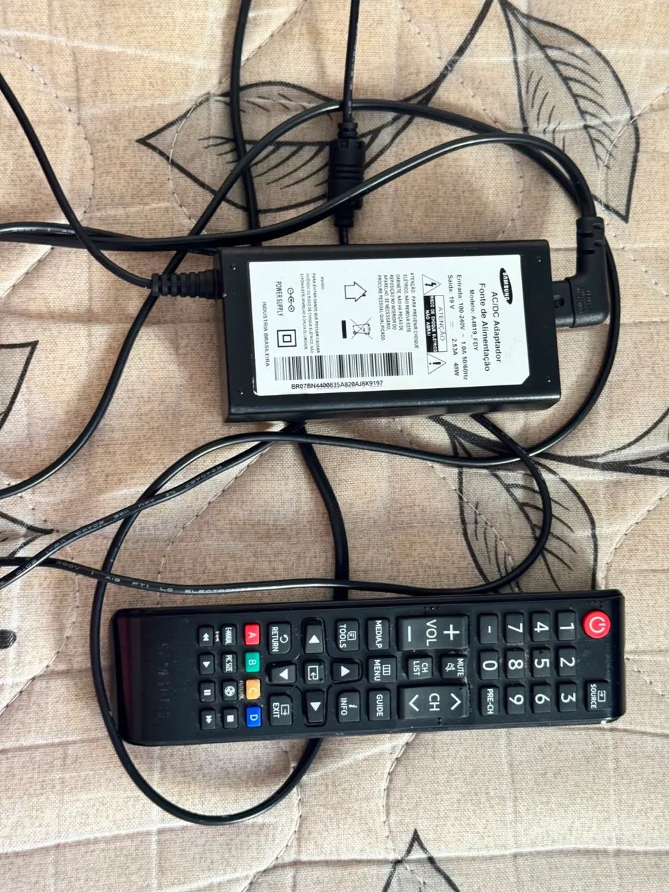 Televisão Samsung 32 polegadas com defeito no display - Foto 4