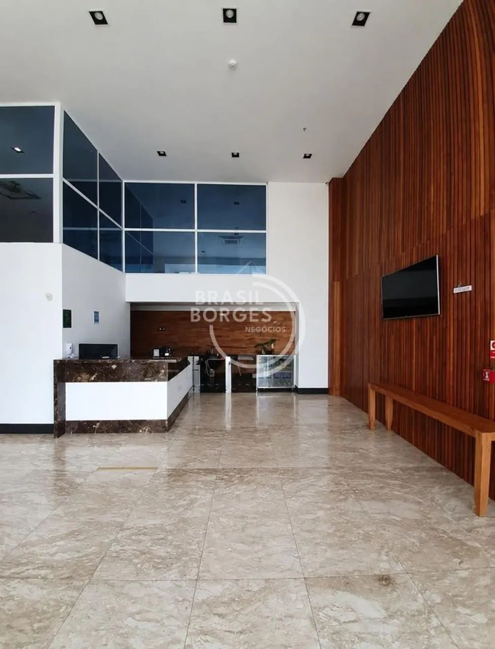 Sala Comercial 44m² no Edifício Dubai com Vaga, Copa e Banheiro - Foto 3