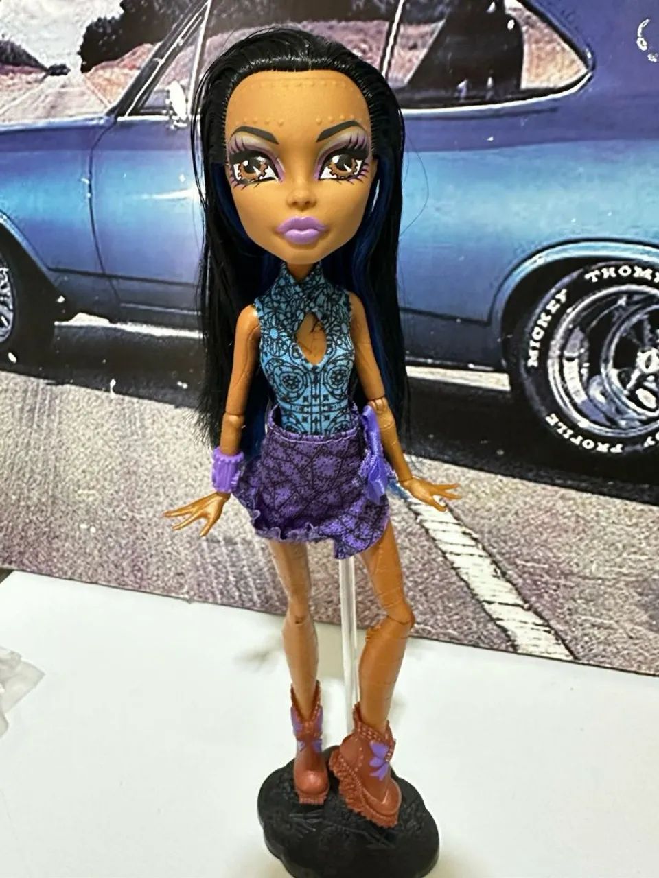 BONECA   MONSTER  HIGH  ROBECCA STEAM  DANCE