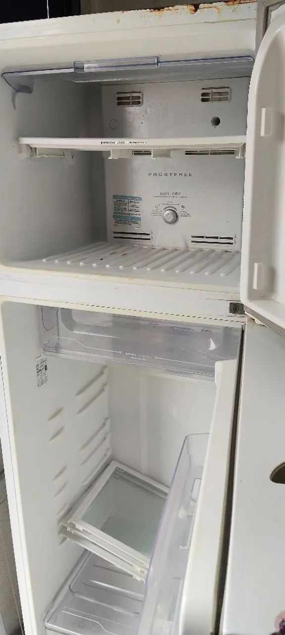 Vendo geladeira Eletrolux 