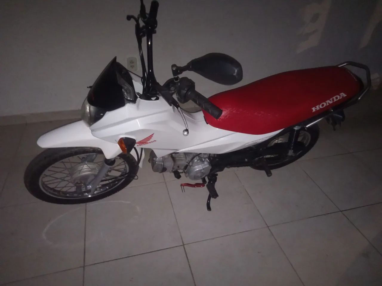 Toda certinha  - Foto 2