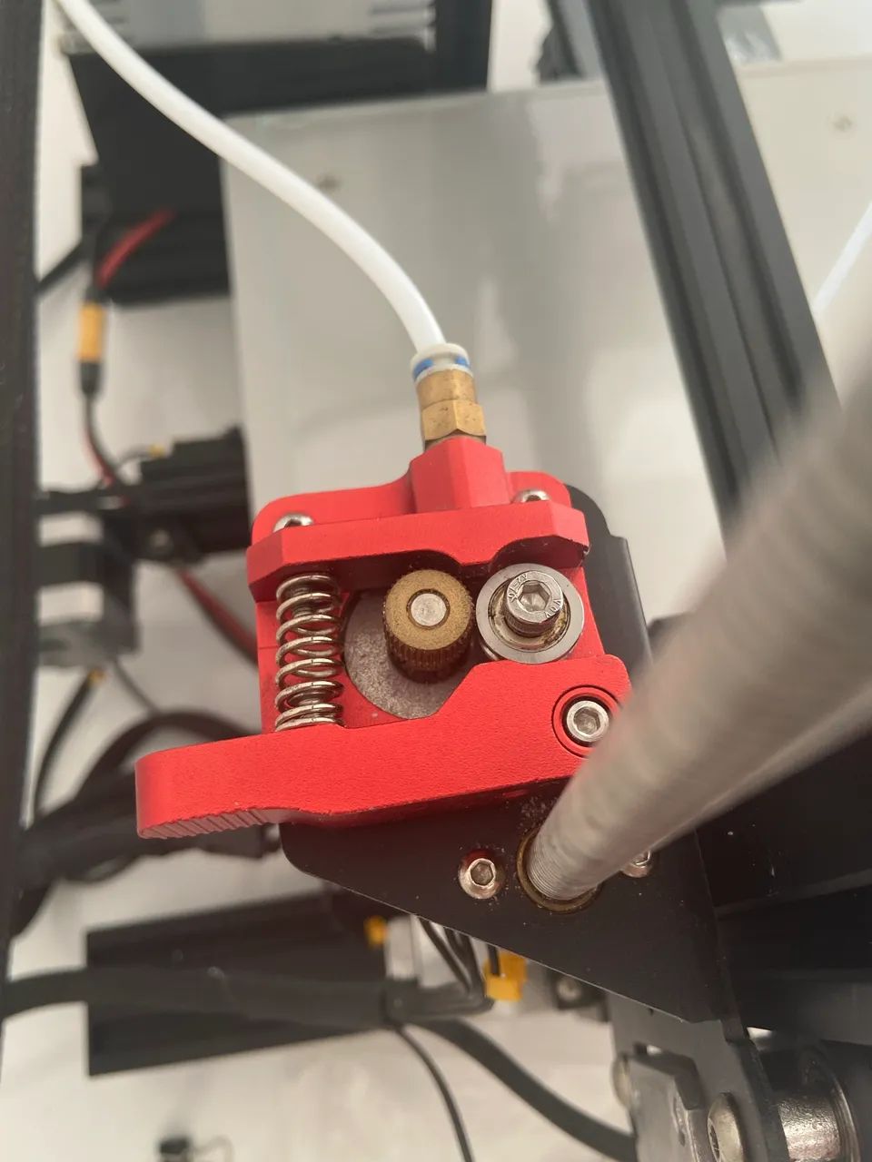 Impressora 3d ender 3 com melhorias e itens de reposição - Foto 3