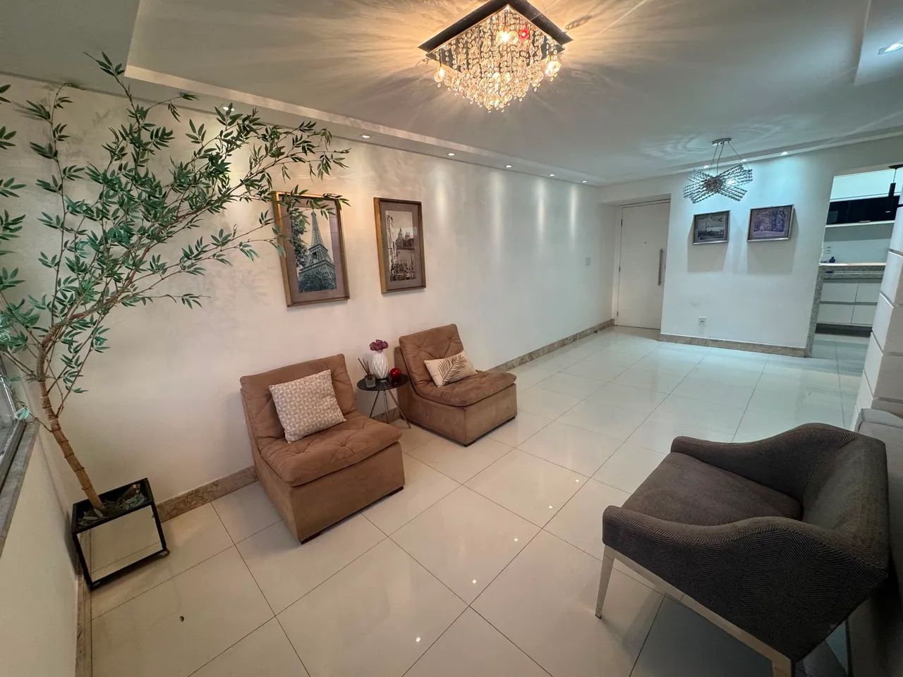 Lindo apto reformado 110m2 pronto para morar no Luzia