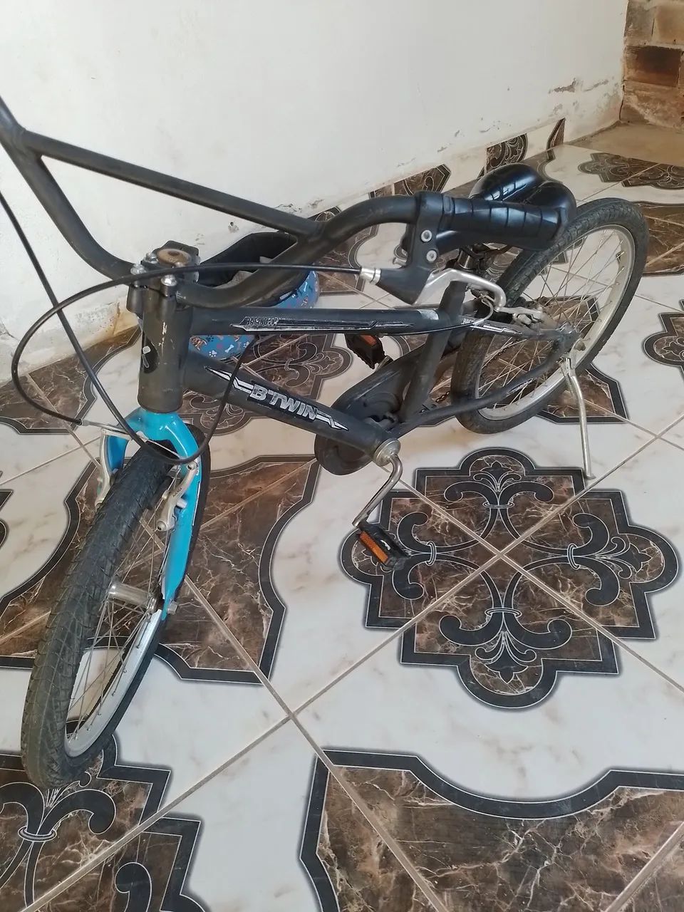 Bicicleta aro 20 bem conservada  - Foto 2