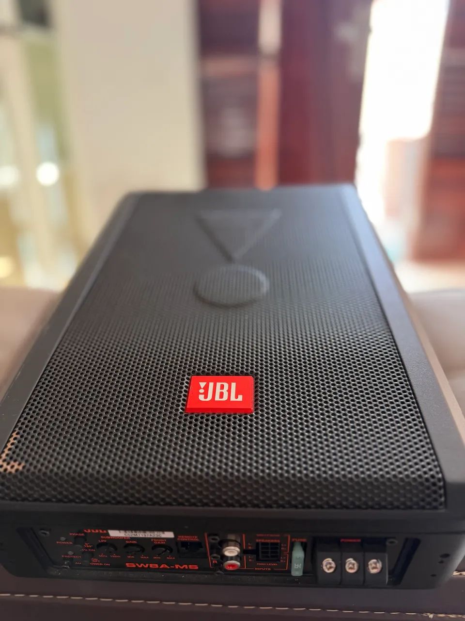 Vendo Subwoffer Slim JBL