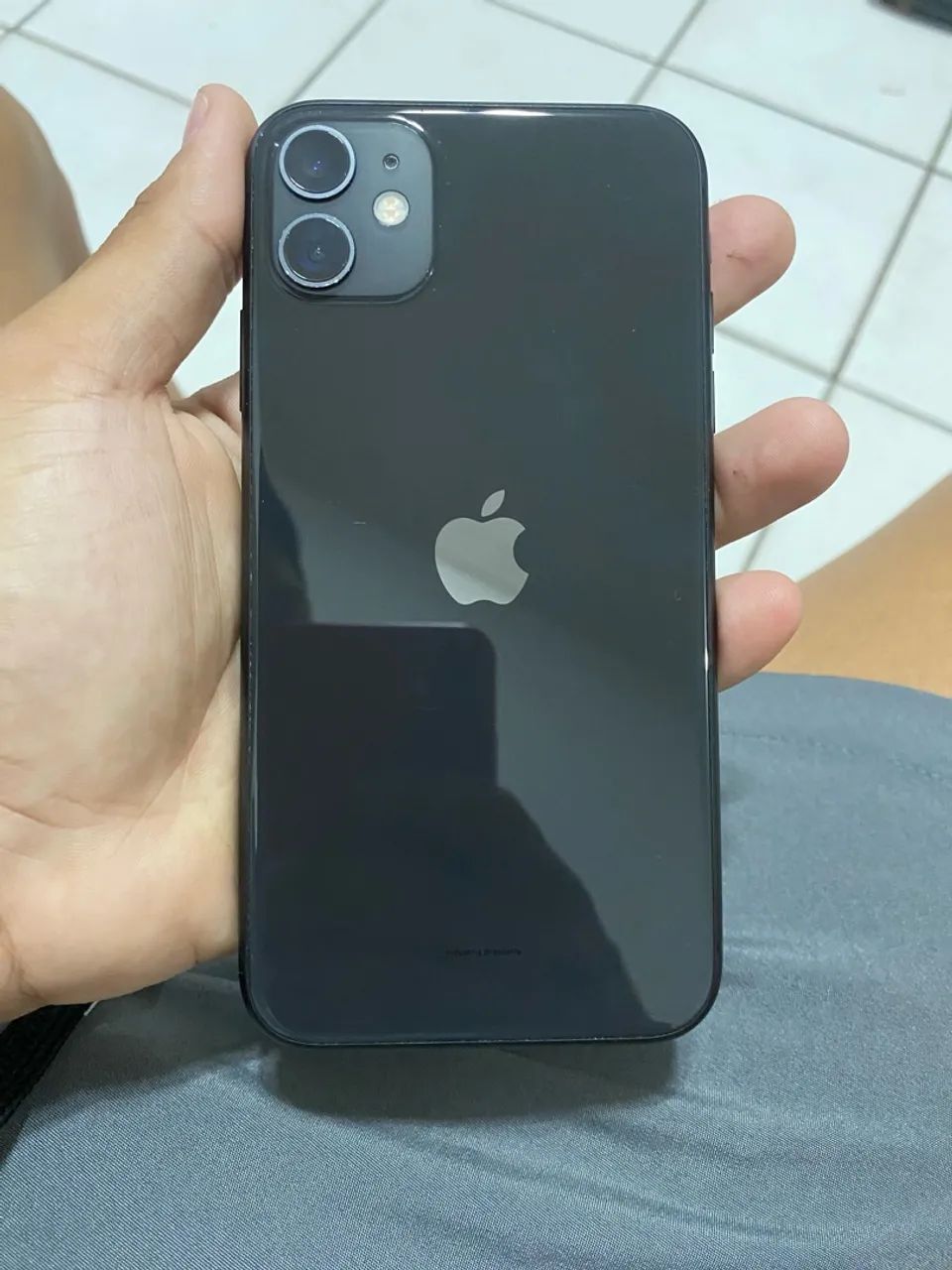 iPhone 11 Preto 64GB