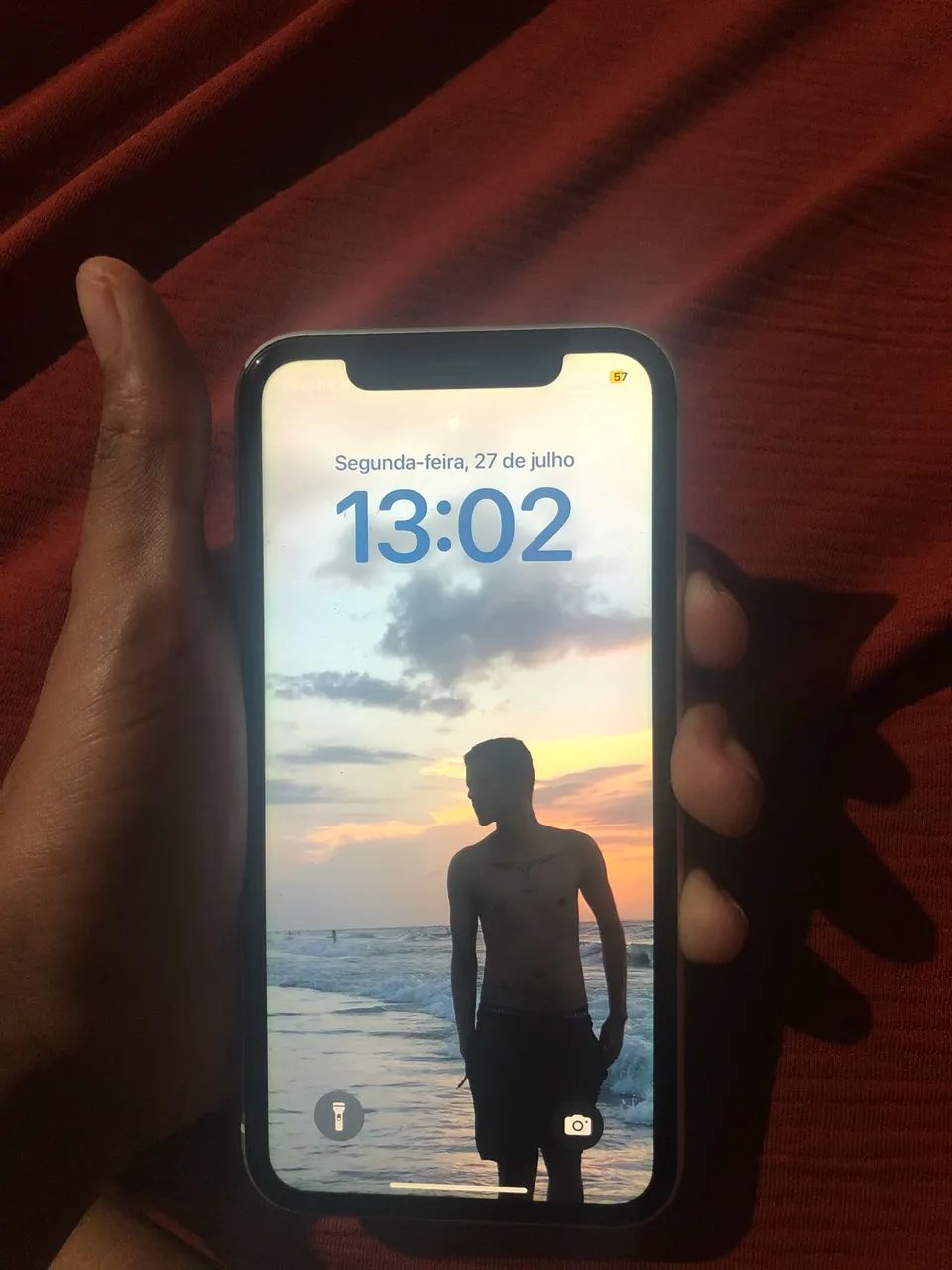 Vendo ou troco iPhone XR e 8 normal  - Foto 2
