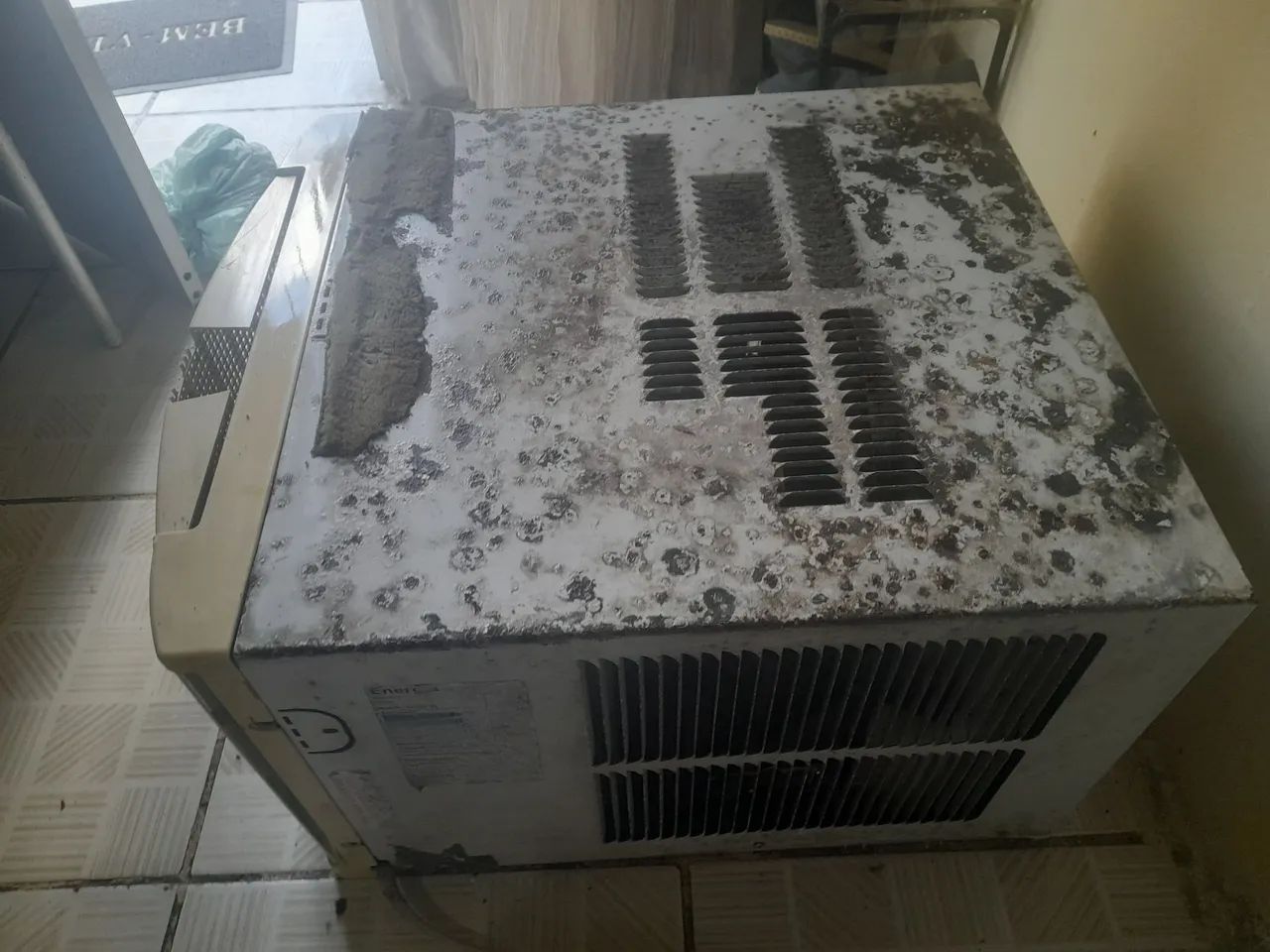 Vendo  ar condicionado com defeito - Foto 5