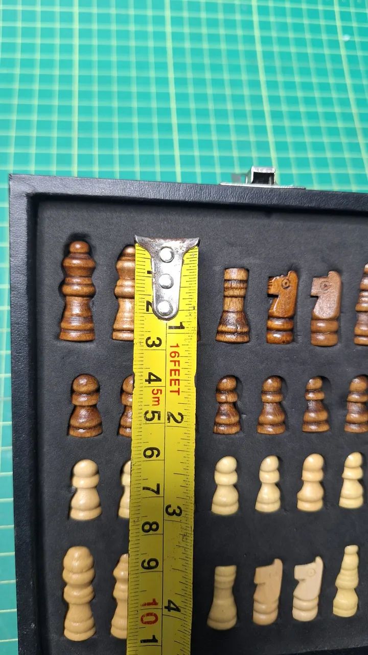 Xadrez miniatura de madeira - Foto 2