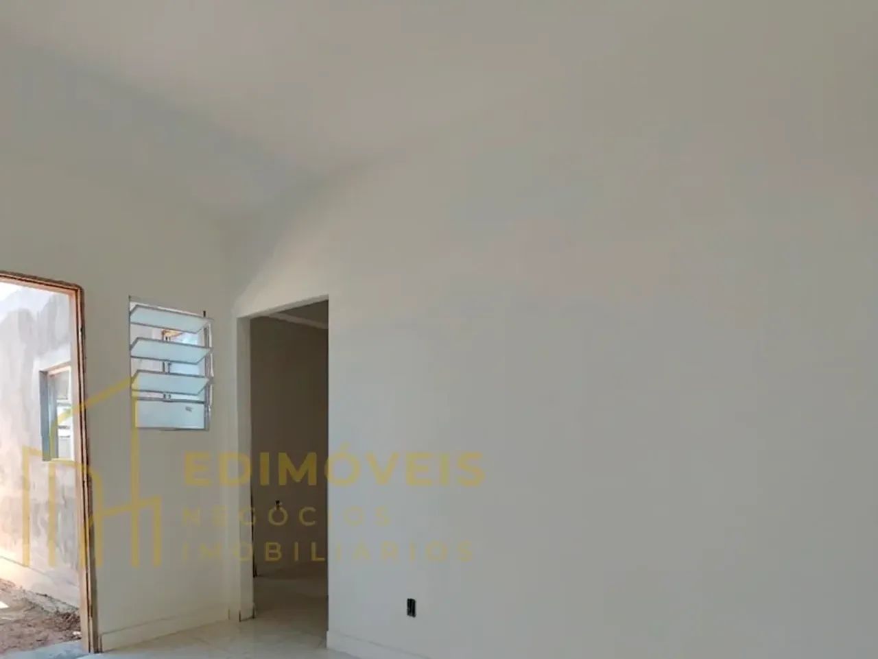 Casa com suíte em Jardim Marilândia: conforto e praticidade para você! - Foto 3