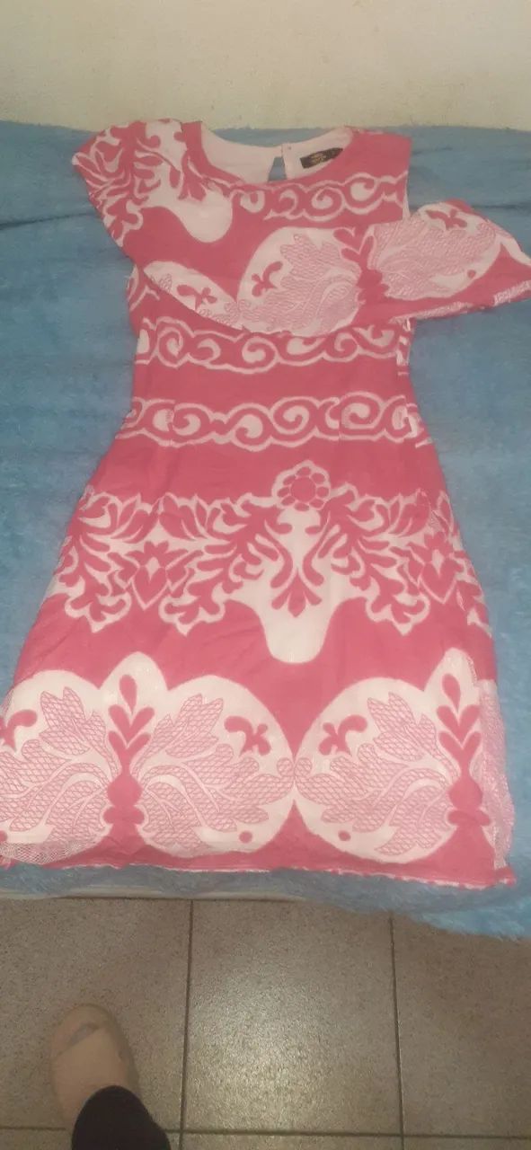 Vestidos semi novos 