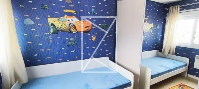 Finamente mobiliado e decorado com 3 dormitórios, sendo 1 suíte, sala